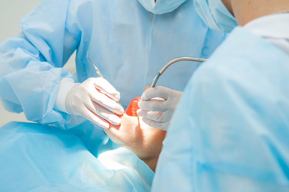 cirugía dental